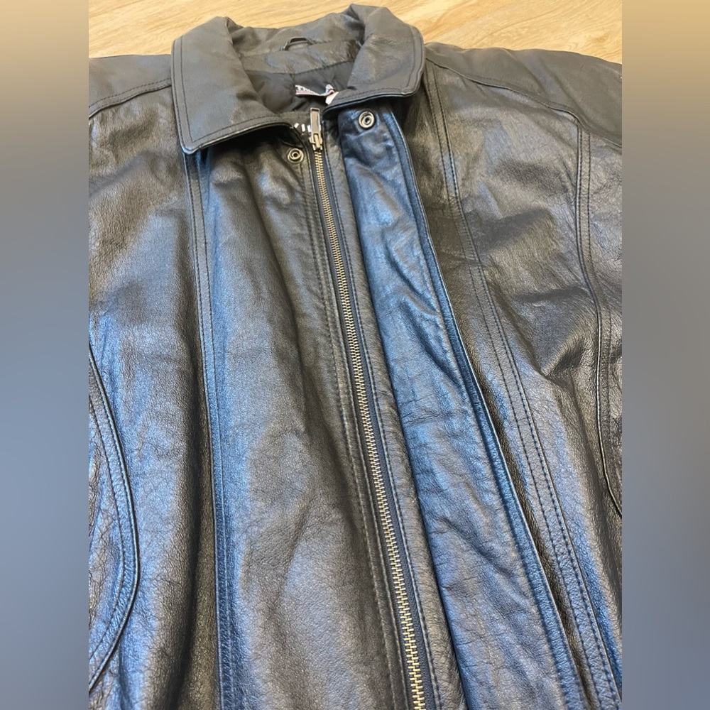 Wilsons 100% Leather Black Bomber Jacket Mens Size XL EUC - Picture 10 of 14